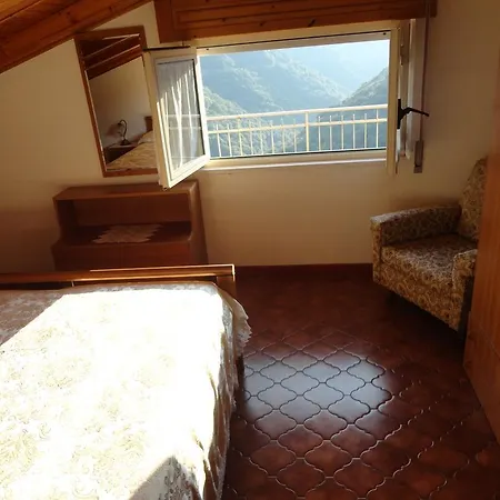 Cerasa Apartment *
